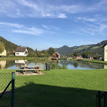 Apartmenthaus Pastner Am Teich Übelbach Exteriör bild