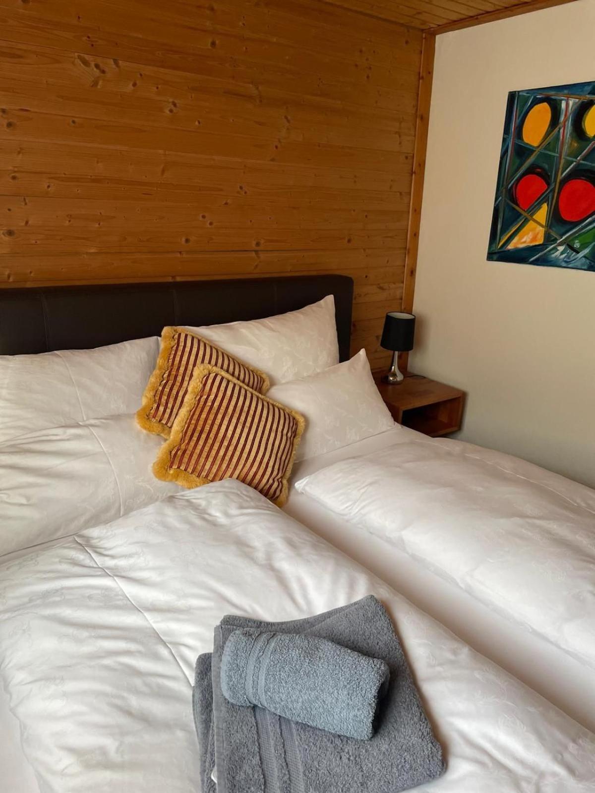 Apartmenthaus Pastner Am Teich Übelbach Exteriör bild