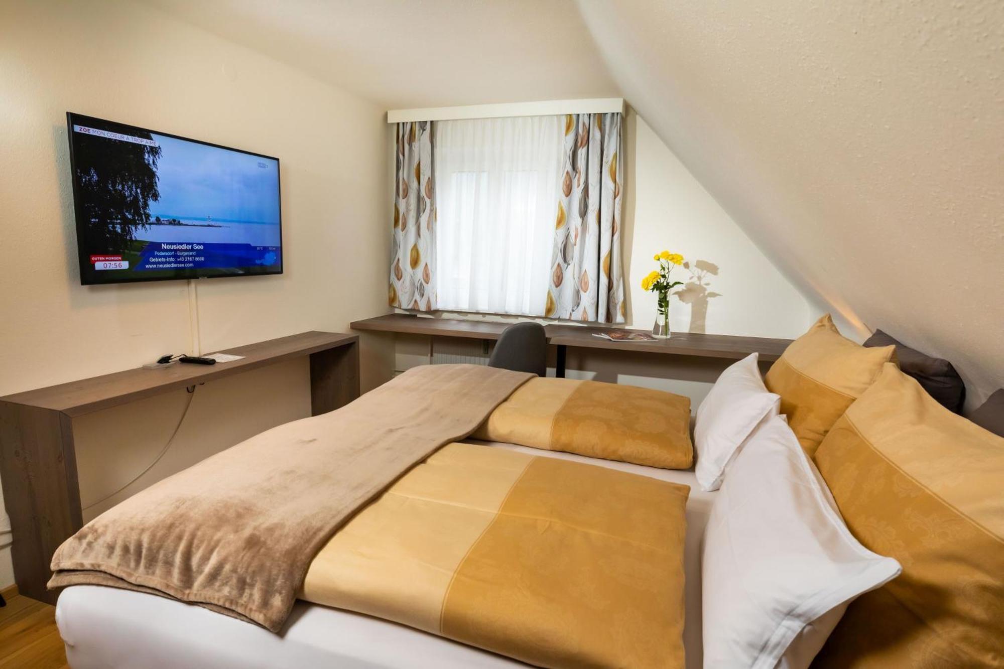 Apartmenthaus Pastner Am Teich Übelbach Exteriör bild