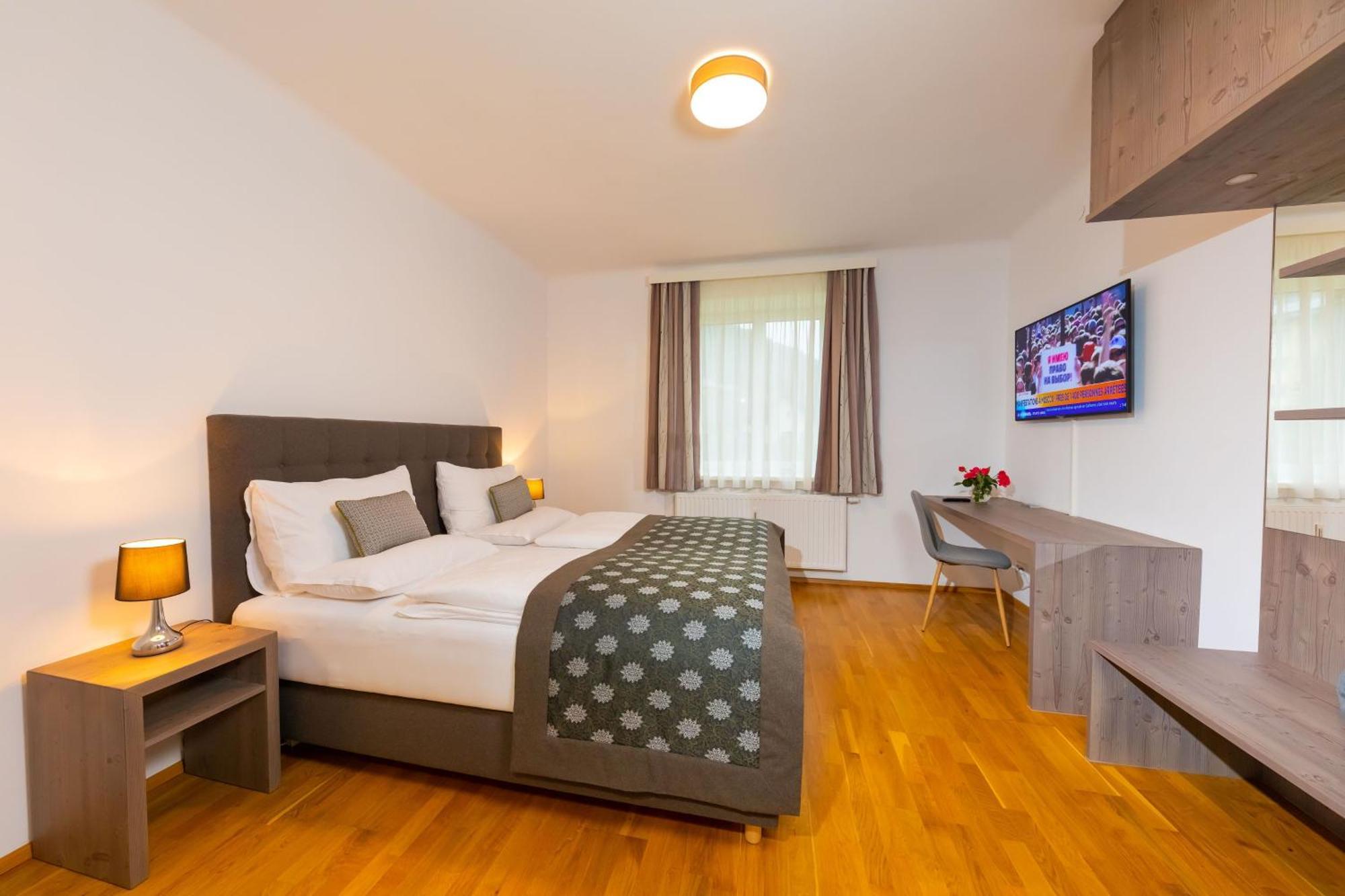 Apartmenthaus Pastner Am Teich Übelbach Exteriör bild
