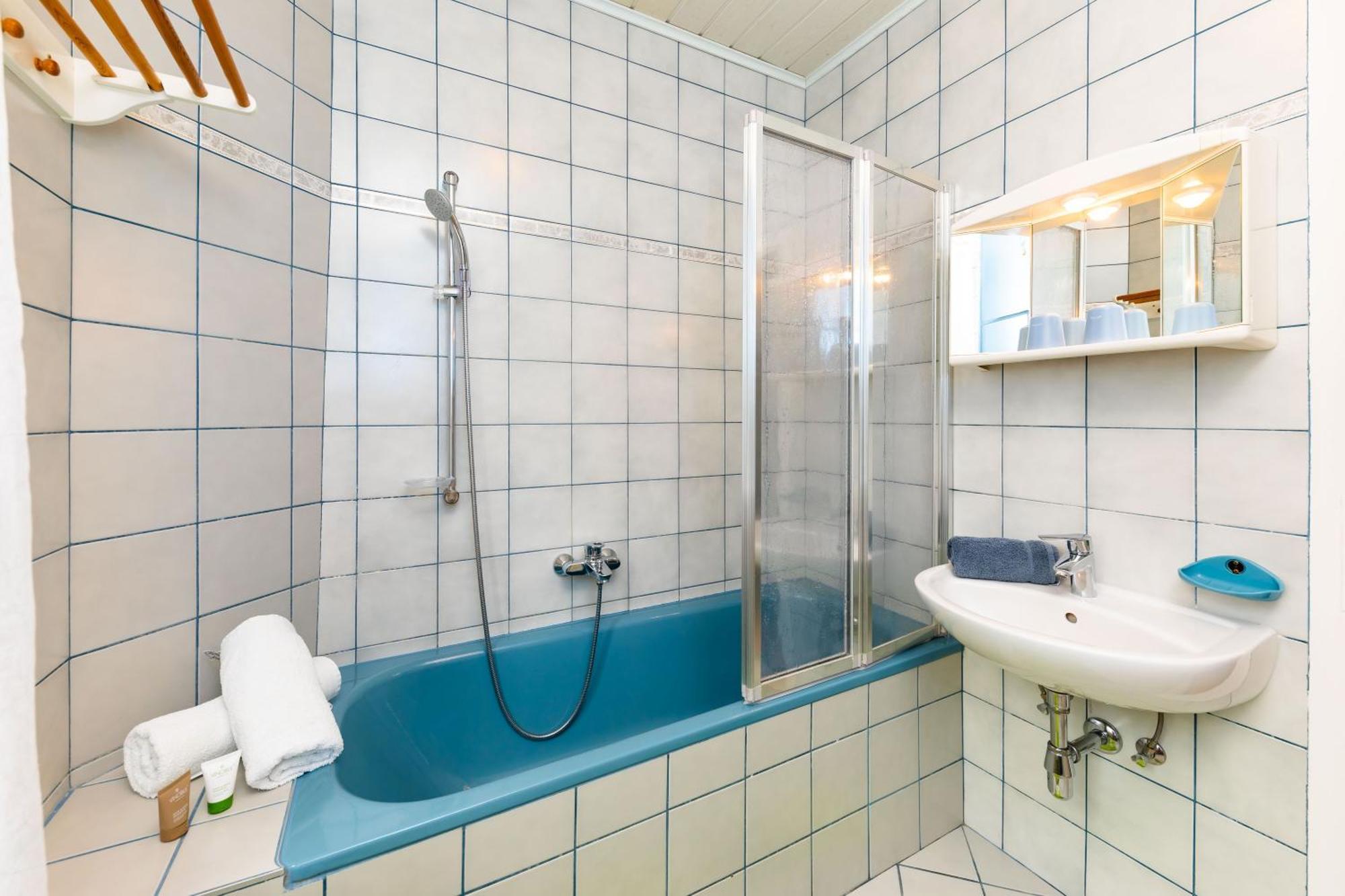 Apartmenthaus Pastner Am Teich Übelbach Exteriör bild