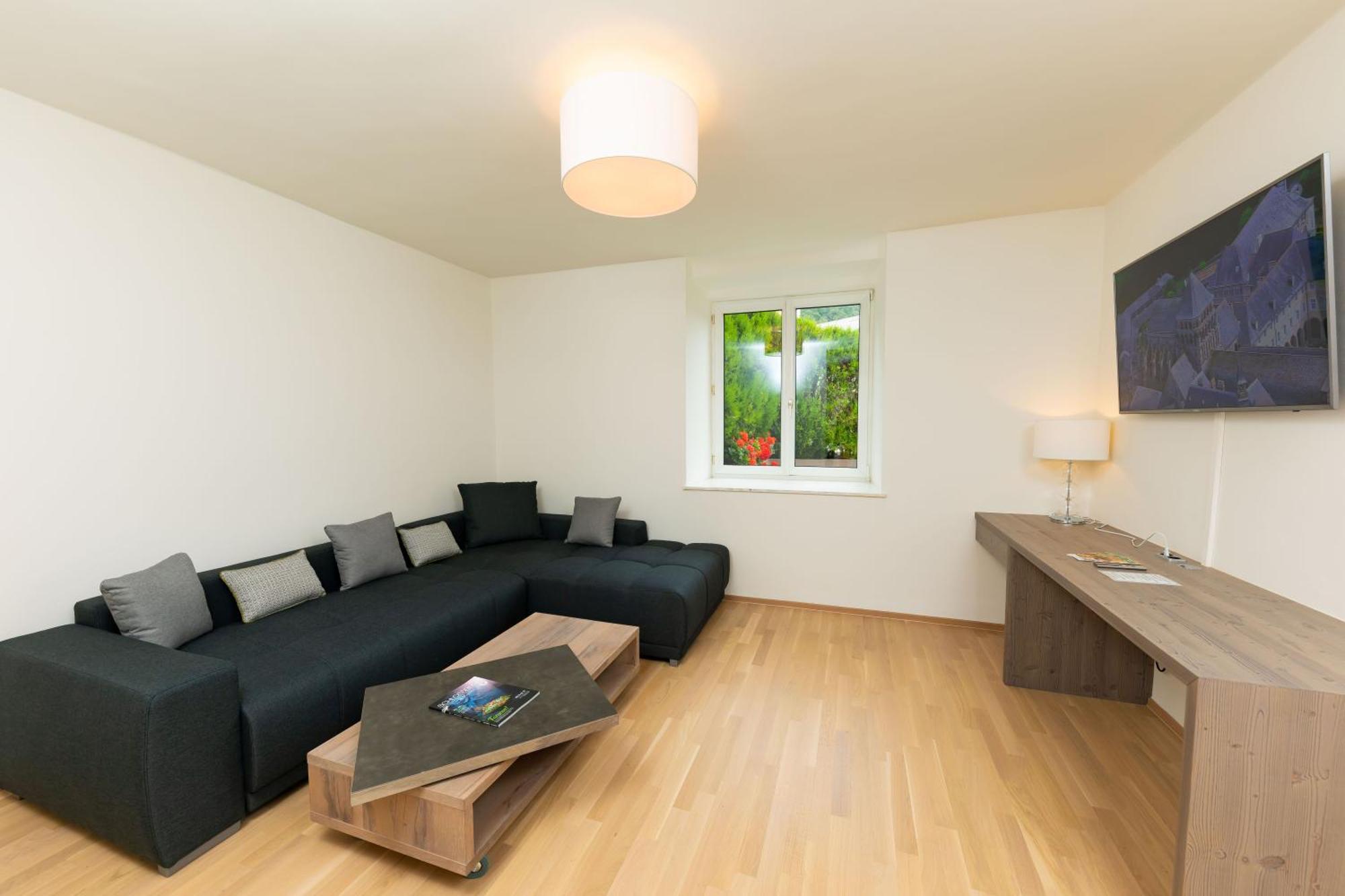 Apartmenthaus Pastner Am Teich Übelbach Exteriör bild